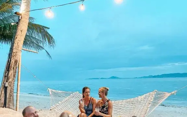 Sea Love Beach Bar und Bungalows