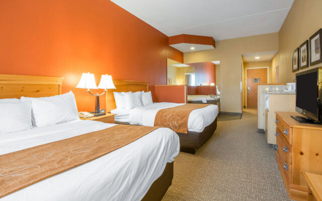 Comfort Suites Louisville Airport