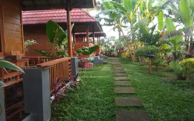 Tetebatu Garden Resort