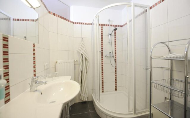 Privatzimmer & Ferienwohnungen Leeb