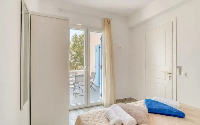 Seaside Splendor - Apollo s Poolside Retreat