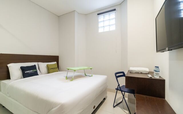 Urbanview Hotel Casa Kota Mangga Besar