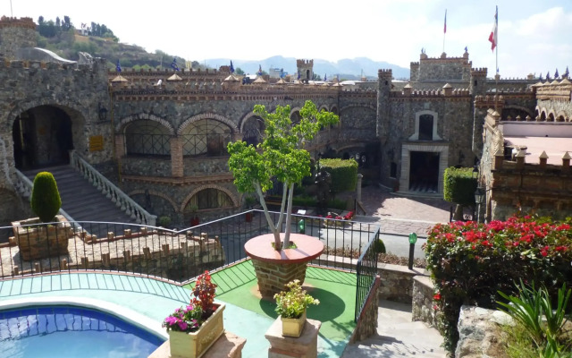 Hotel Castillo Santa Cecilia