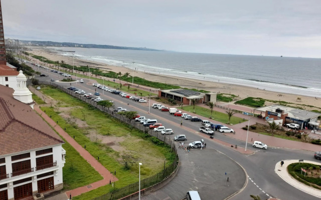 Tenbury Beach Apartment