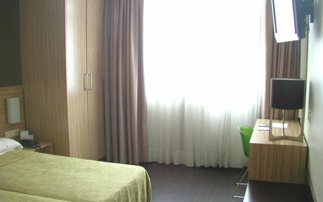Hotel Moon