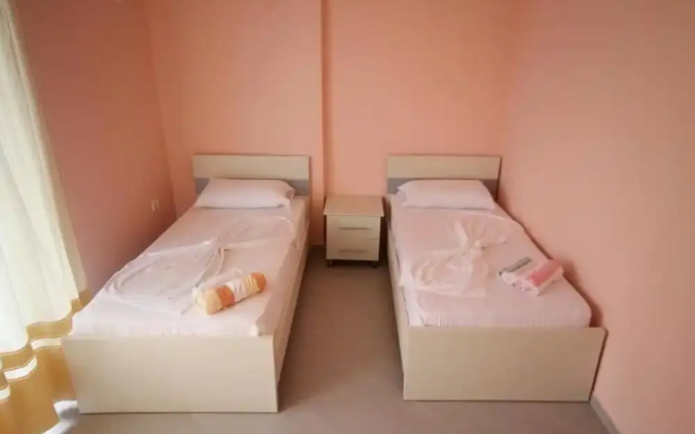 Ideal Holiday Apartments