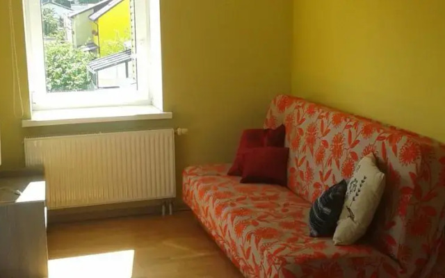 Adena Apartment Kapsu