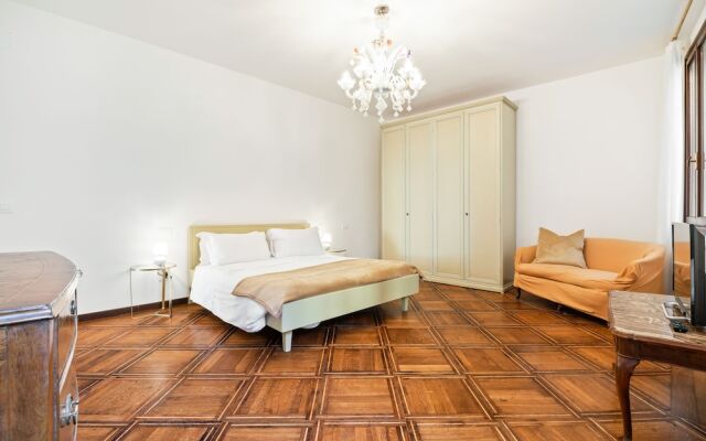 Del Remer Apartment - 5mins from San Marco sq