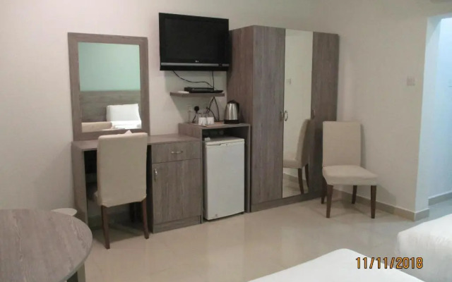 Sovereign Hotel - Marriage Certificate Required