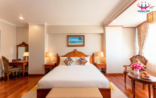 Huong Viet Hotel Quy Nhon - Beachfront