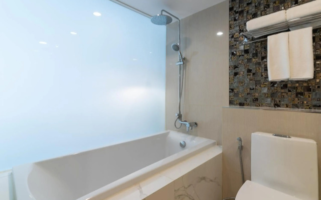 Golden Tulip Pattaya Beach Resort