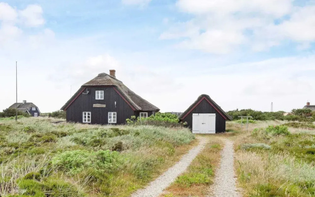 6 Person Holiday Home in Blavand