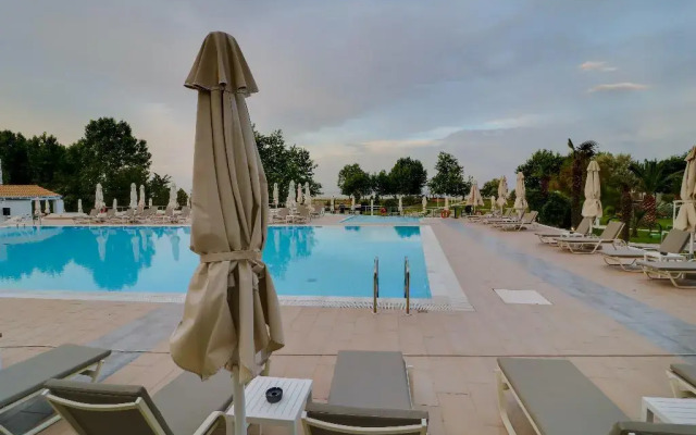 Olympian Bay Grand Resort