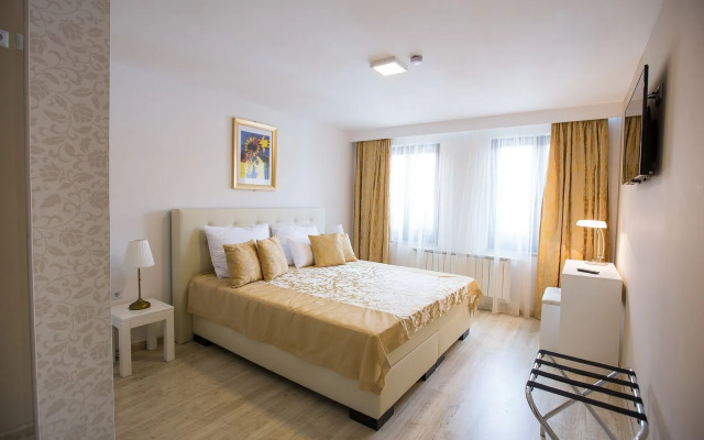 Heartland City Hotel