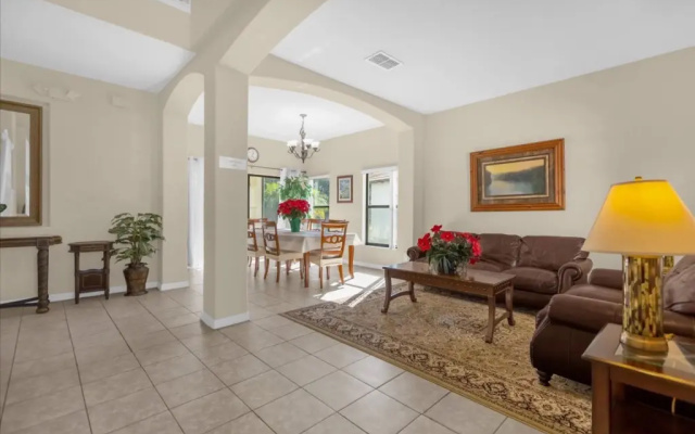 Summer Place w/Games Room & Spa, Clermont, US