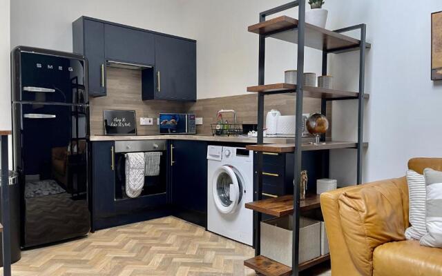 The Gallery At Warrenfield House