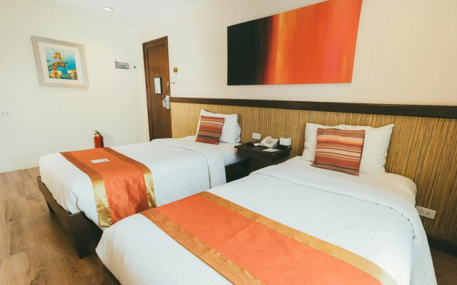 NS Royal Hotel
