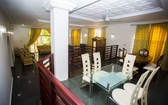 5 Bed- 10 Sleeper Luxury Villa