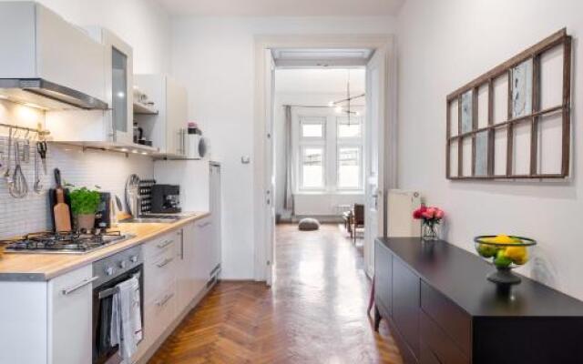 Sipi Central Apartment