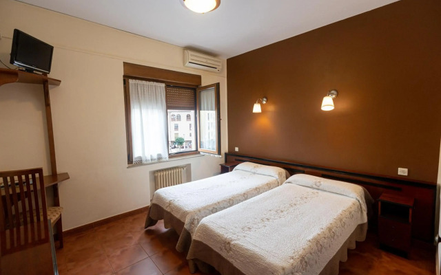 Hotel Eladia