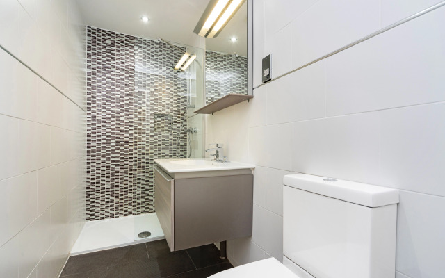 Mentone Hotel