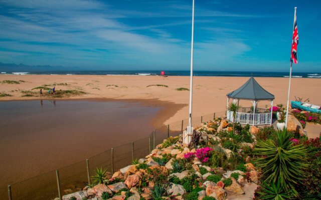 Milkwood Manor on Sea Hotel