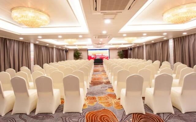 Days Inn by Wyndham Business Place Guilin Yishun