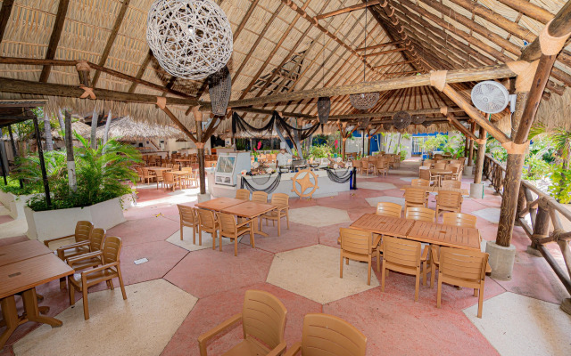 Playa Suites