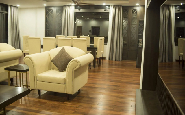 Palazzo Luxury Hotel