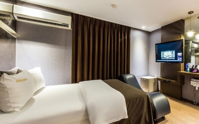 Wolgot Design Hotel XYM