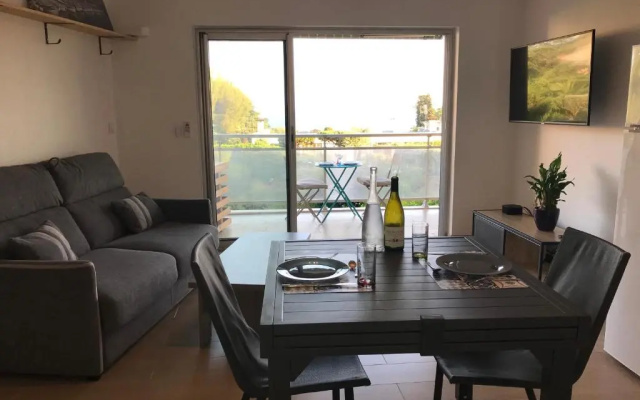 Appartement vue mer et terrasse quartier calme à La Ciotat