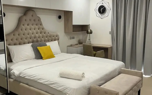 RT Properties at Riviera Residence