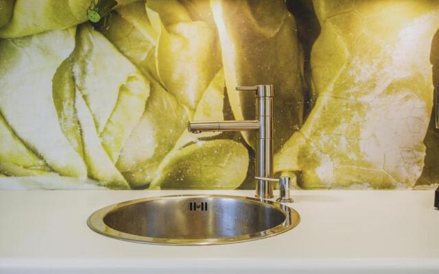 Stylish Garden Home - Holidays in Chania