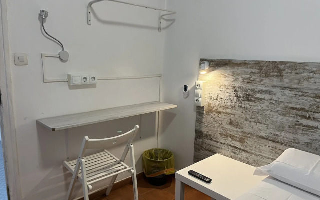 Hostel Almansa