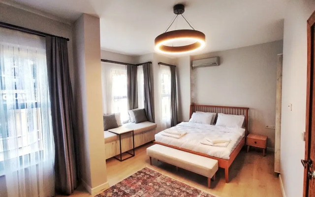 Hotel Million Old City