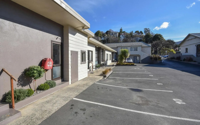 Garden Motel
