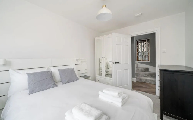 JOIVY Modern and elegant 2-bedrooms apt