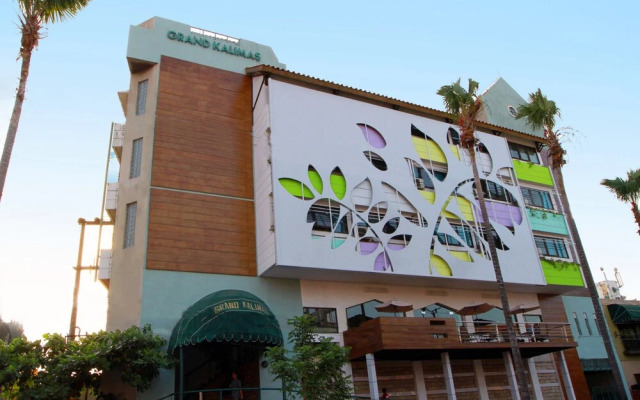 Grand Kalimas Hotel Syariah by Zen Rooms