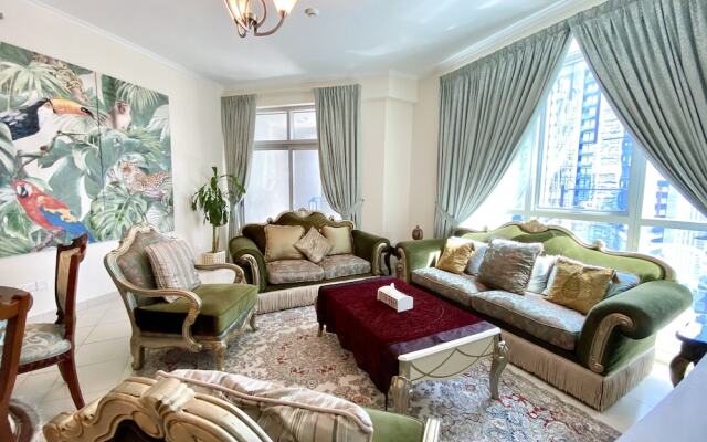 Luxury 2BR Apartment with partial Marina views