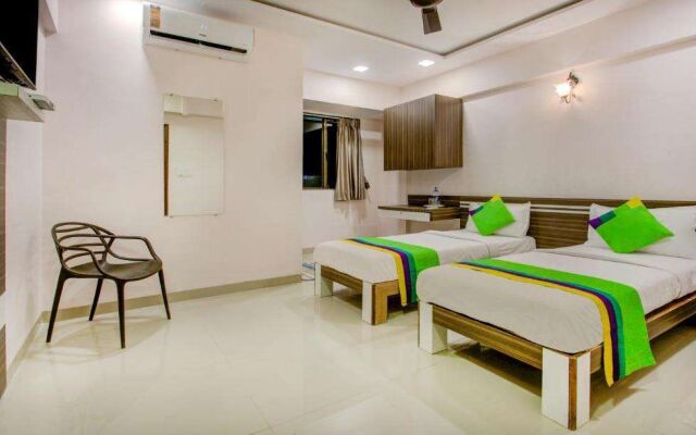 Treebo Kings Inn Vashi