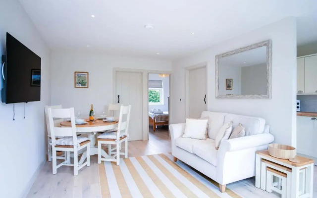 Bayview 3 - 2 Bedroom Chalet - Bayview Oxwich