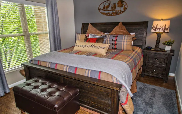 Cedar Lodge 402