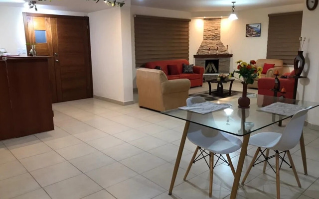 Las Hortencias Casa De Huéspedes
