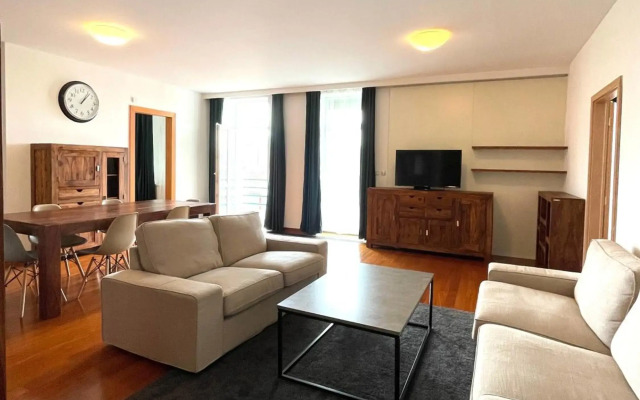 Hradební 10 - Terrace Apartments in the Old Town