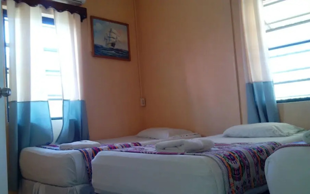 Don Santiago Guesthouse Downtown