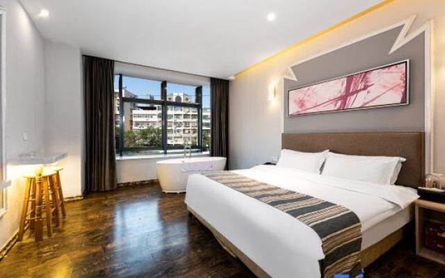 Yes Hotel