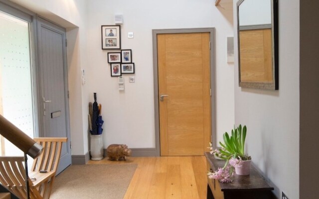 Stunning 5 Bed Garden Home - Oxford