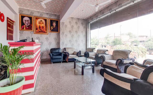 OYO 19515 Kalyan Residency
