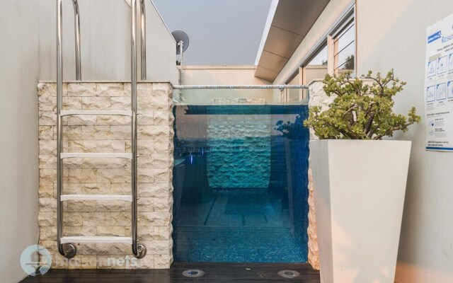 3BR Sydney Harbourside Home/Rooftop Pool & Parking