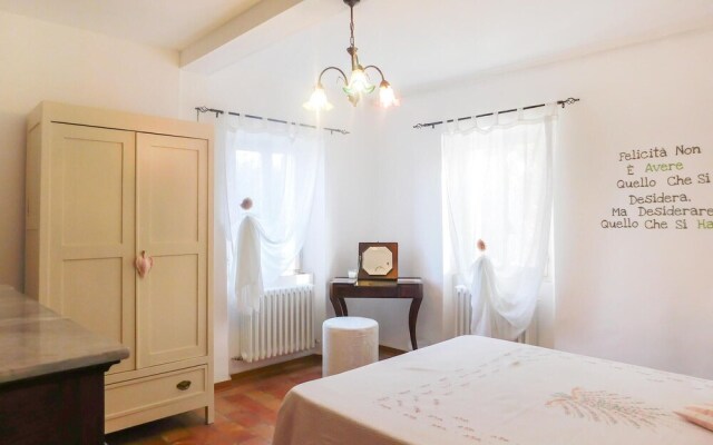 Beautiful Home in Cingoli With 3 Bedrooms and Wifi